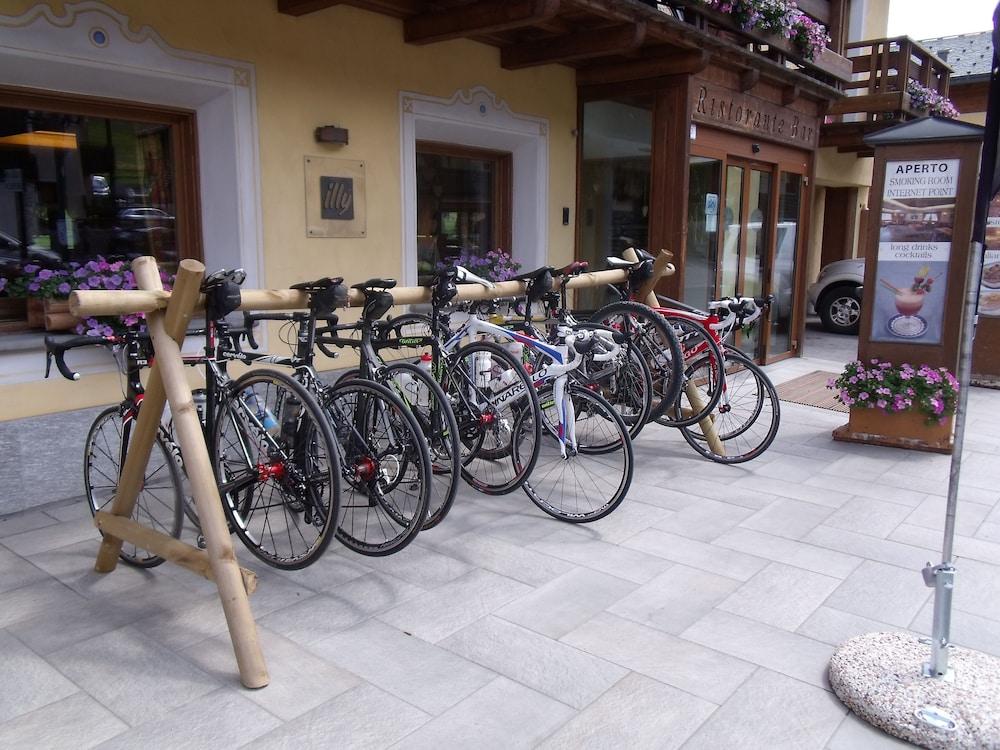 Hotel Amerikan Livigno Esterno foto