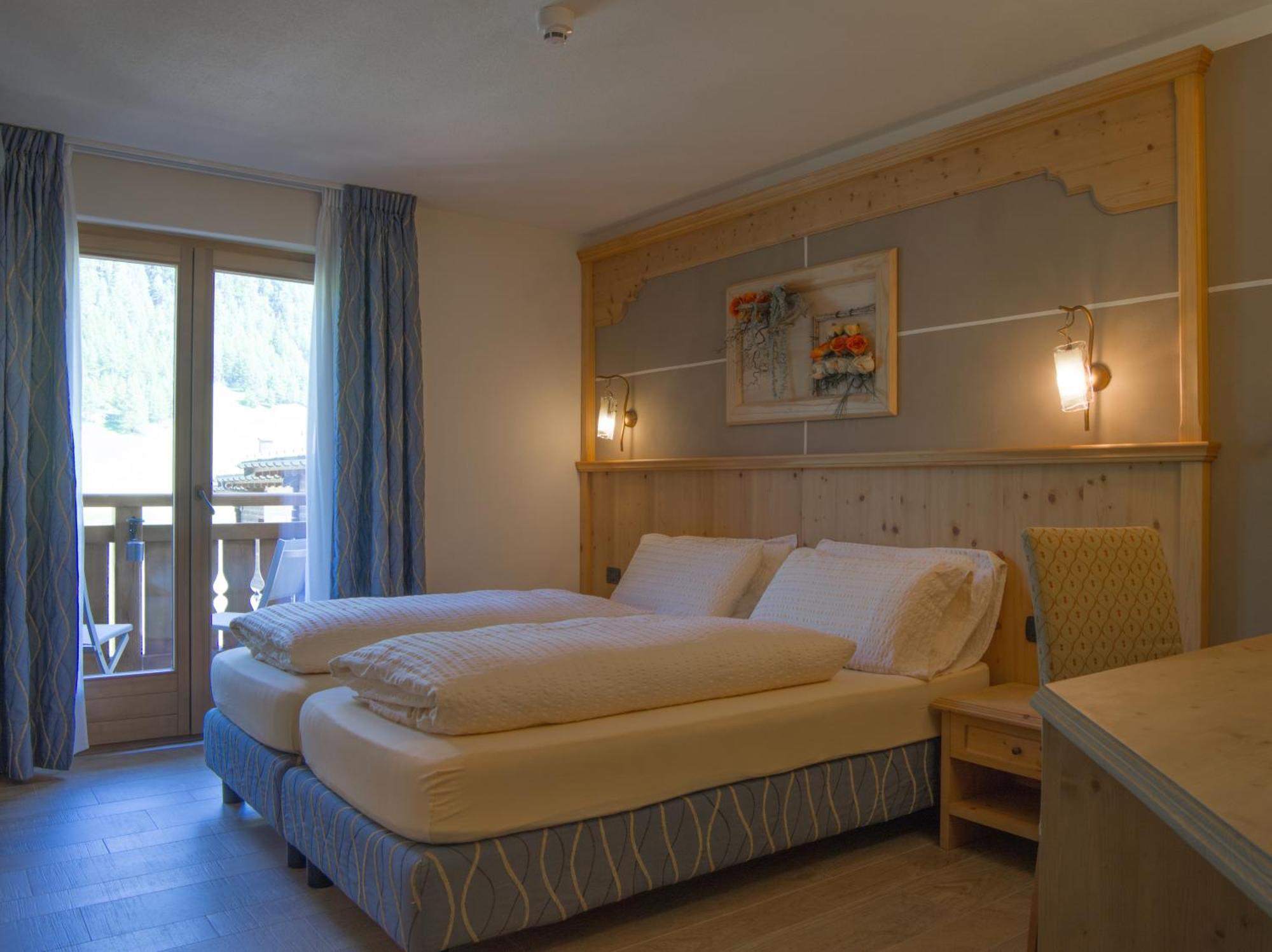 Hotel Amerikan Livigno Esterno foto